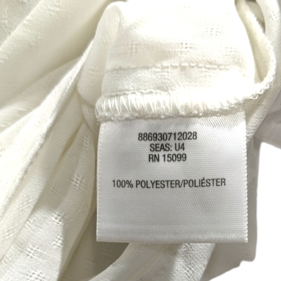 BONGO Front Tie Cold Shoulder Button Top - Picture 11 of 12